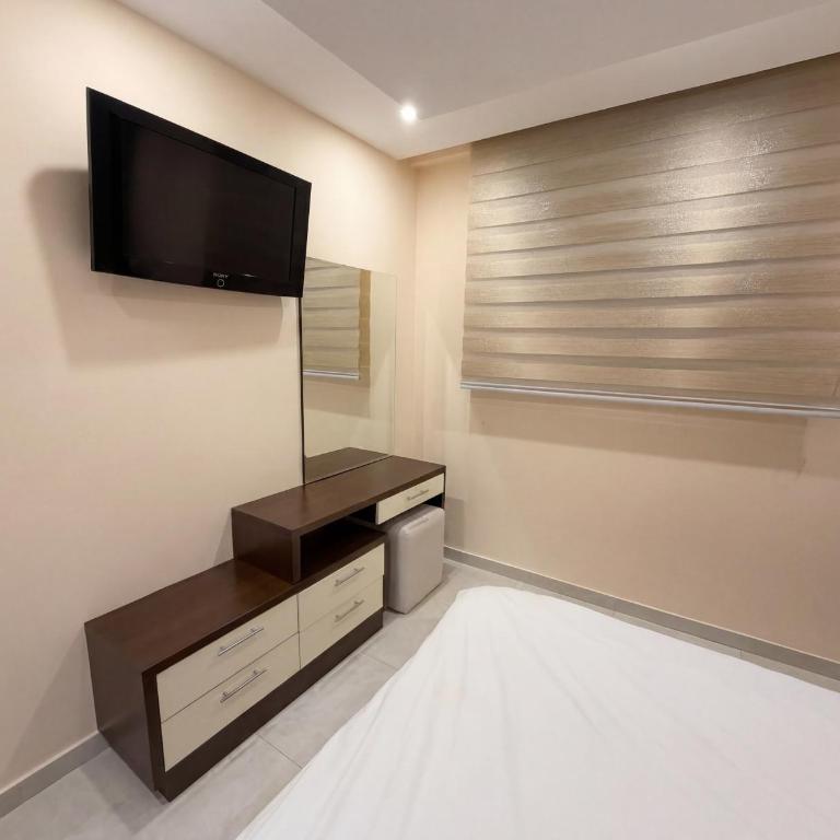 Shine Residence First Line Sea View - Two-Bedroom Suite - 9