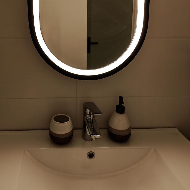 Joli studio climatisé rénové Aix-en-Provence - One-Bedroom Apartment - 13
