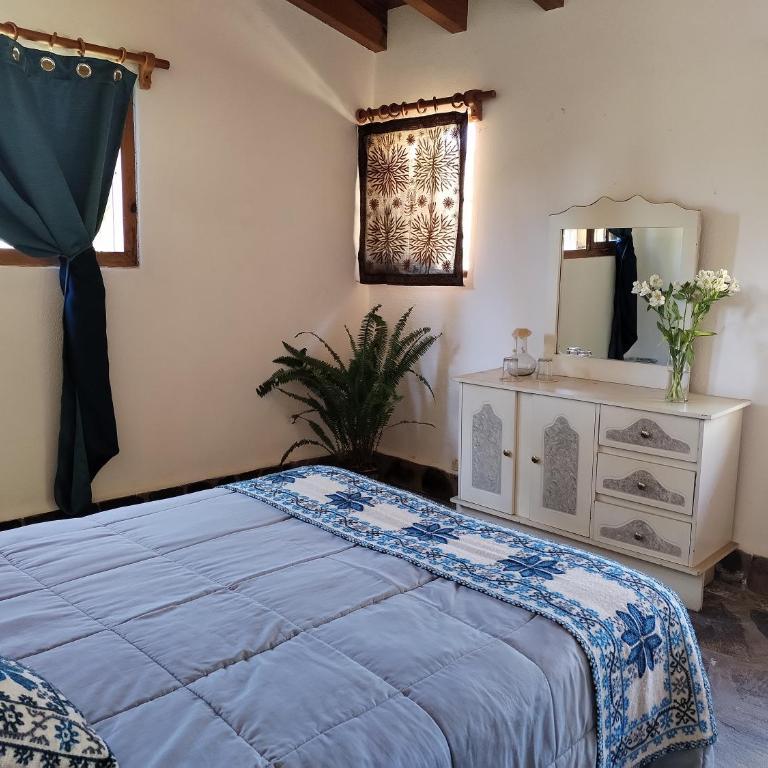 Casa Medita - Habitación Doble con baño privado - 4