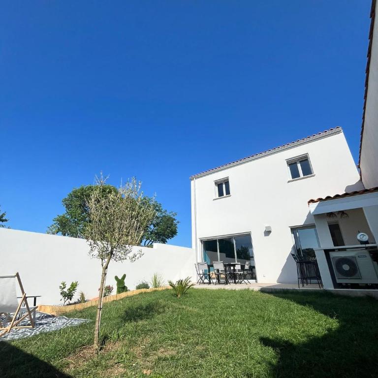 Maison neuve clim & bar d'été sur jardin - Casa de 3 dormitorios - 11