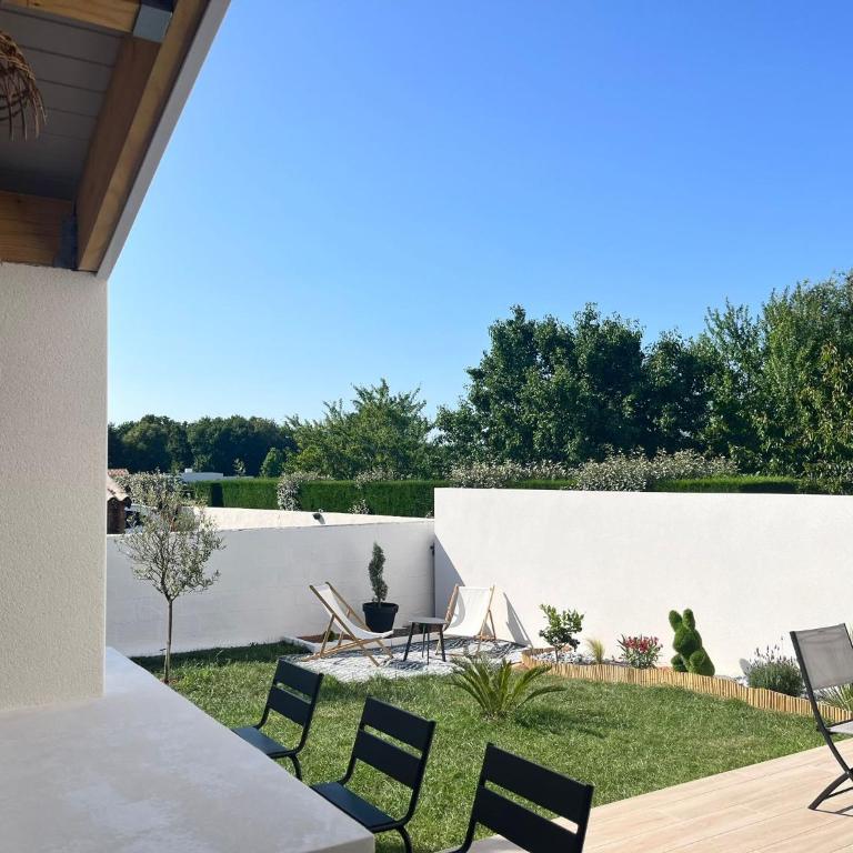 Maison neuve clim & bar d'été sur jardin - Casa de 3 dormitorios - 12