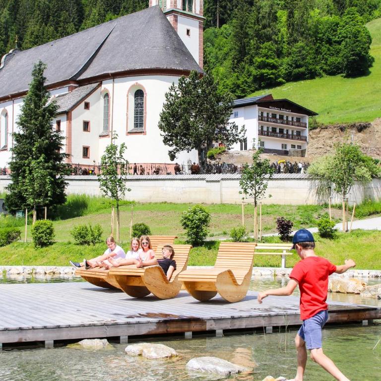 ZuHaus Gruab - Dog Friendly Tyrolean Apartment with fireplace Wildschönau Premiumcard - Apartment mit 1 Schlafzimmer, Balkon und Bergblick - 56