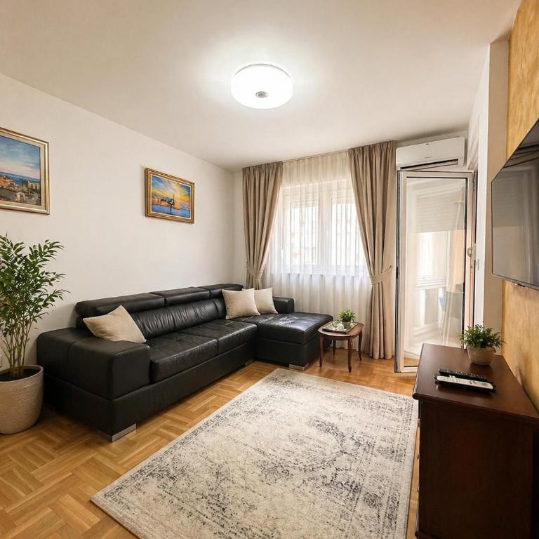 Apartment Teatro wirh garage space! - One-Bedroom Apartment - 1
