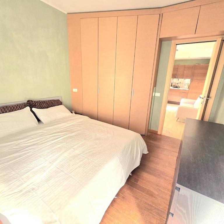 Riverside Private Garden Apartment Lungarno del Tempio - Appartamento con 2 Camere da Letto - 13