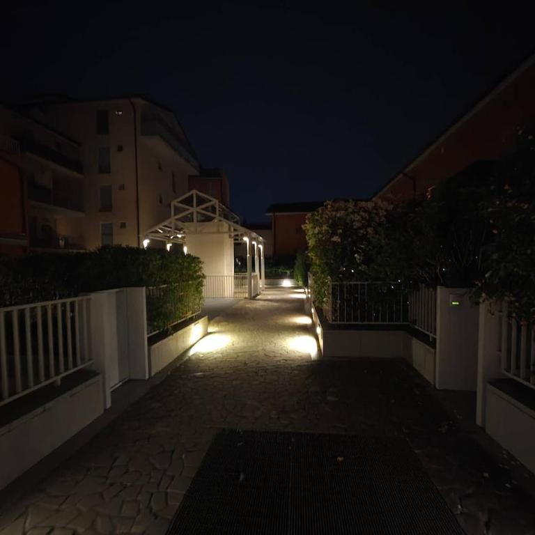 Riverside Private Garden Apartment Lungarno del Tempio - Appartamento con 2 Camere da Letto - 16