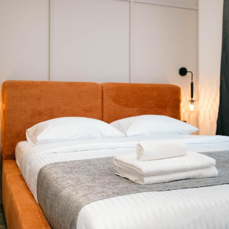 Boutique Hotel Zara - Deluxe Double Room with Balcony - 2