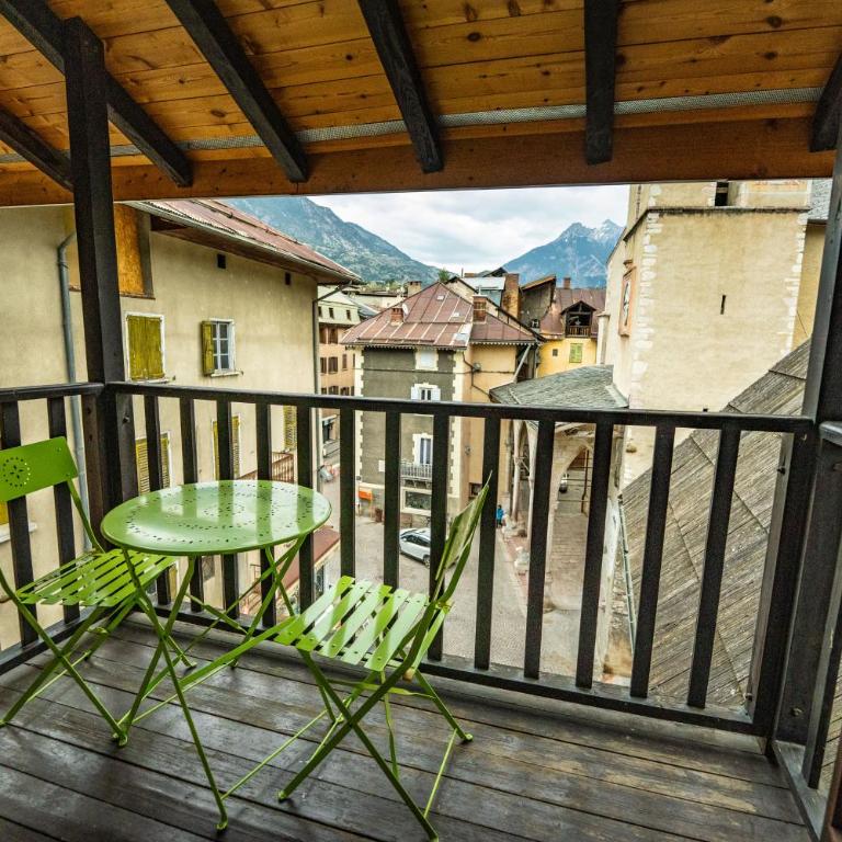 Bel appartement chaleureux au coeur de Guillestre - Appartement 1 Chambre avec Balcon - 20