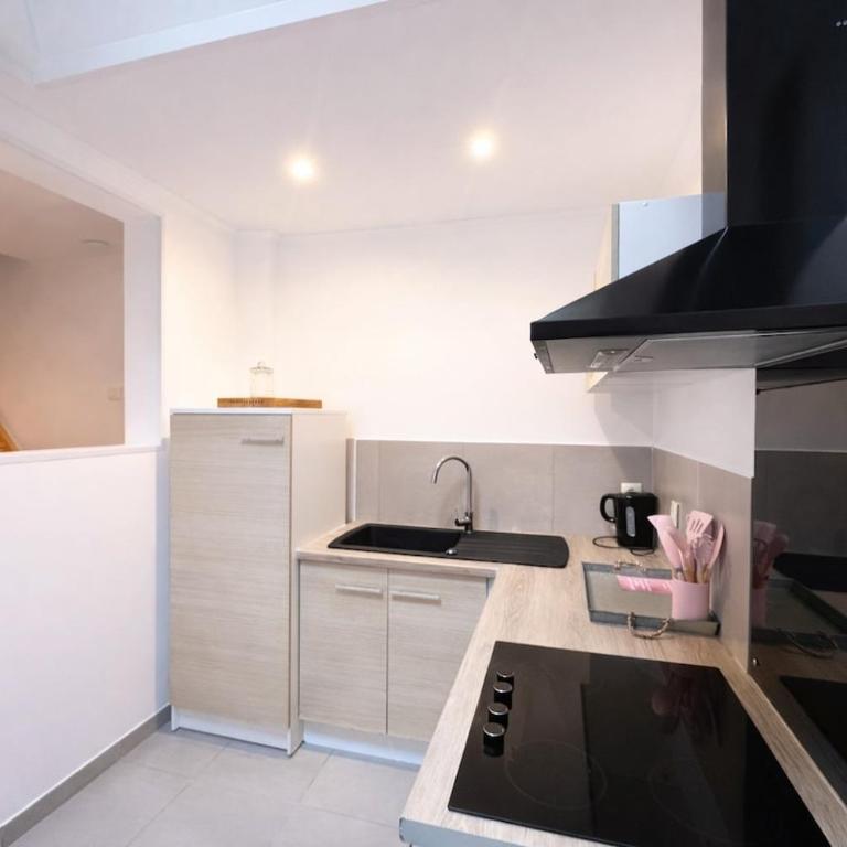 La Dodane - Maison Cosy en Centre Ville - St Leu - 2 min des Quais - Appartement 2 Chambres - 21