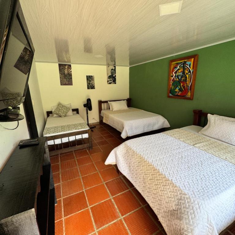 Finca Hotel Cabaña Fercho - Habitación Familiar Estándar - 9
