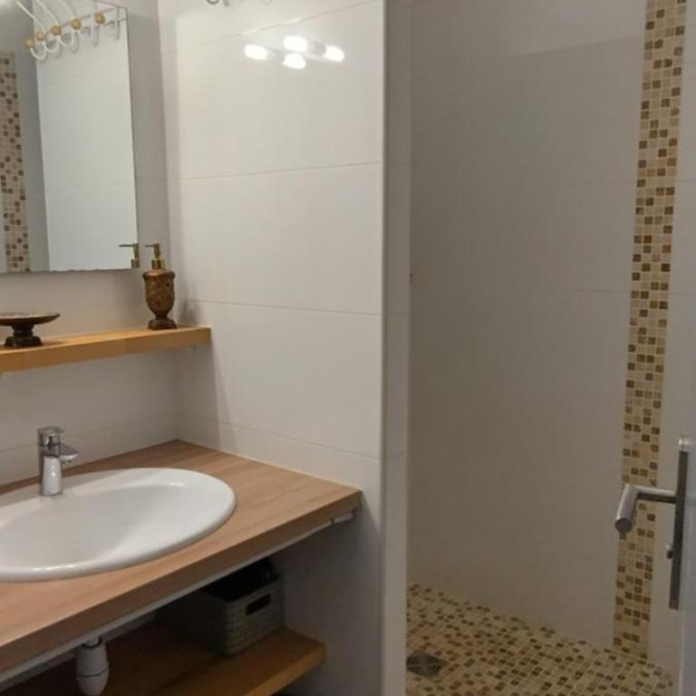 Charmante studio Les EUCALYPTUS - Appartement 2 Chambres - 3