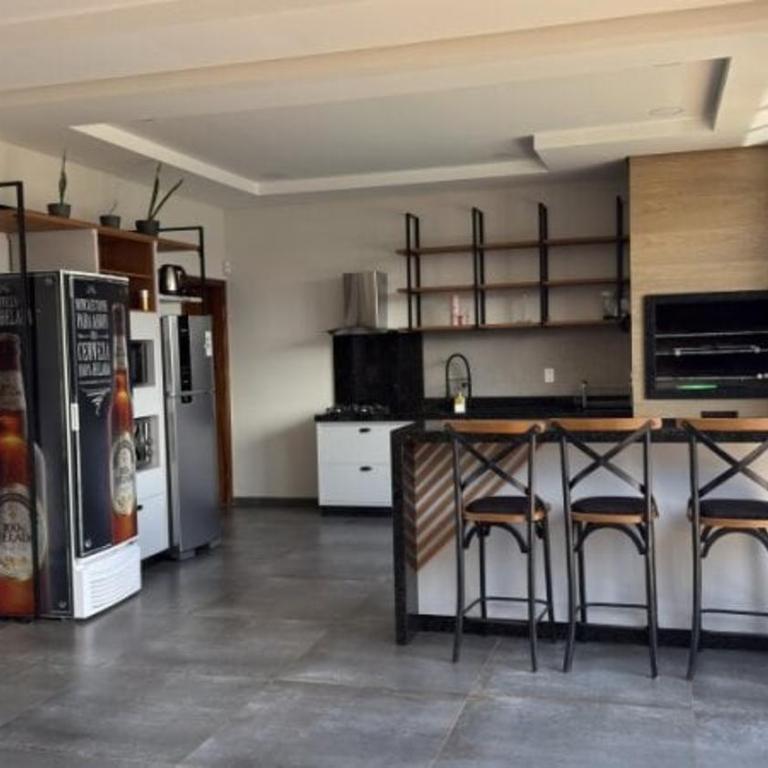 Casa y Quincho con Piscina Saltos Luxury - Two-Bedroom House - 25