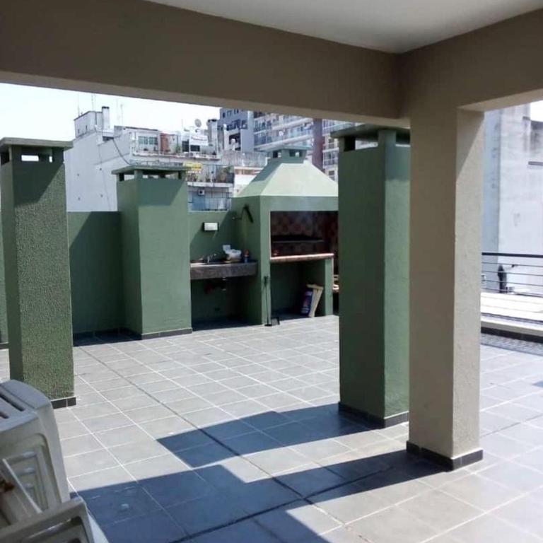 alquiler departamento por dia semana mes en Almagro a pasos de Avenida Corrientes hasta 2 personas comodas wifi balcon Se solicita Seña y Número de contacto - Apartamento de 1 dormitorio - 19