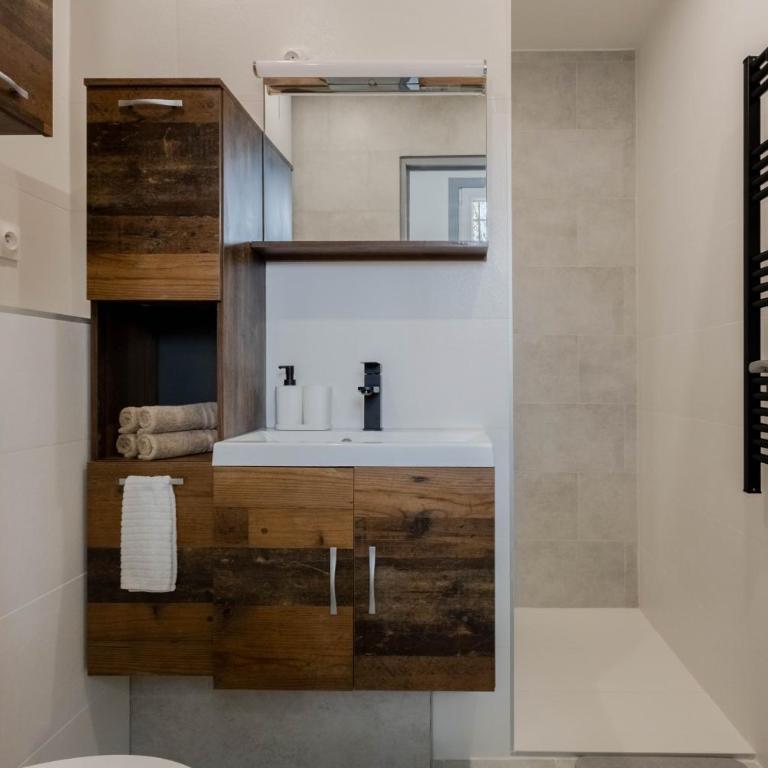 Le Cosy place, Jardin, Parking privé gratuit, Clim - Appartement 2 Chambres - 17