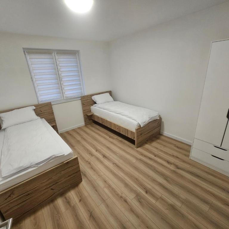 JoyRentALL - Apartman s 5 Spavaćih Soba - 5