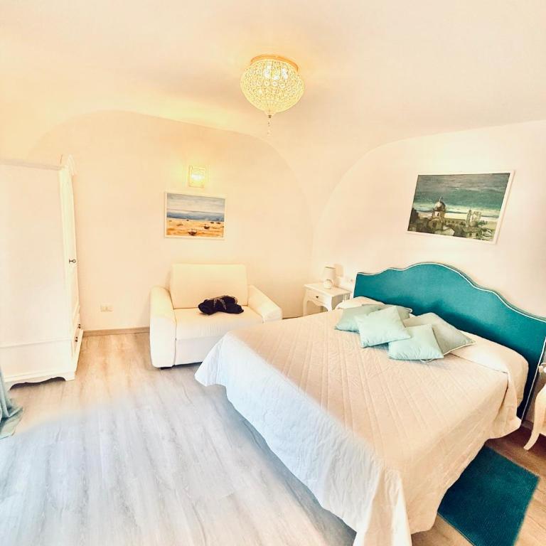 Santiago vacation home in Positano - Three-Bedroom Apartment with Ocean View - 19