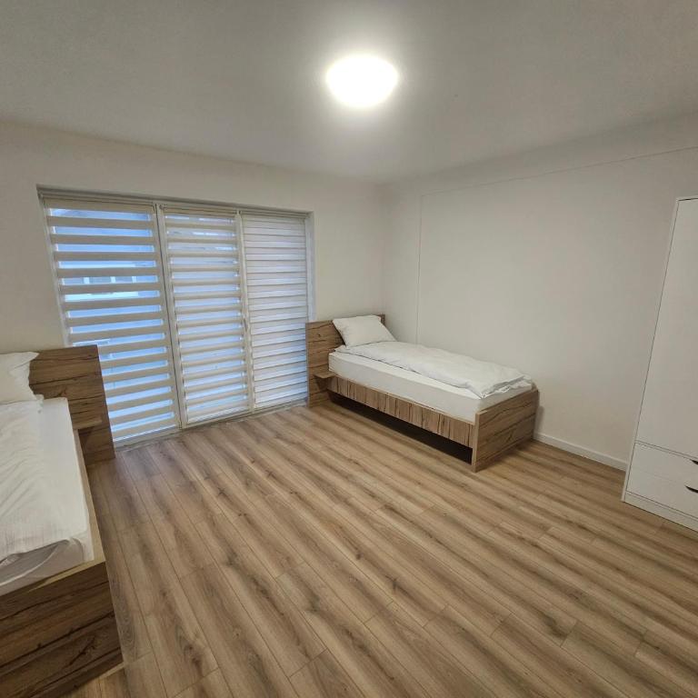 JoyRentALL - Apartman s 5 Spavaćih Soba - 7