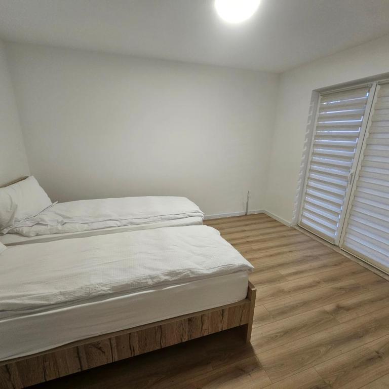 JoyRentALL - Apartman s 5 Spavaćih Soba - 26