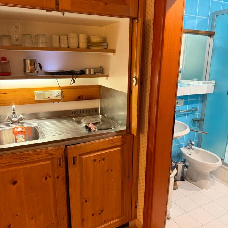 Ploner villaggio Turistico - Camera Familiare con Balcone - 3