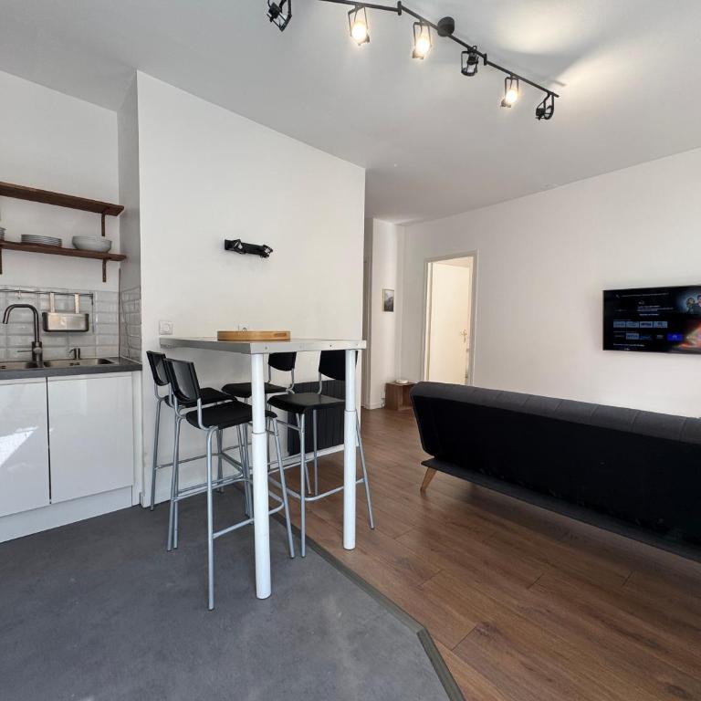 Le Wagram - 5pers - Wi-Fi - Home&Service - Appartamento con 2 Camere da Letto - 10