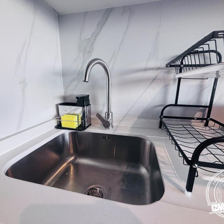 Vistas Andinas Apartamento: A/C, Wifi y Centrico - Apartamento - 5