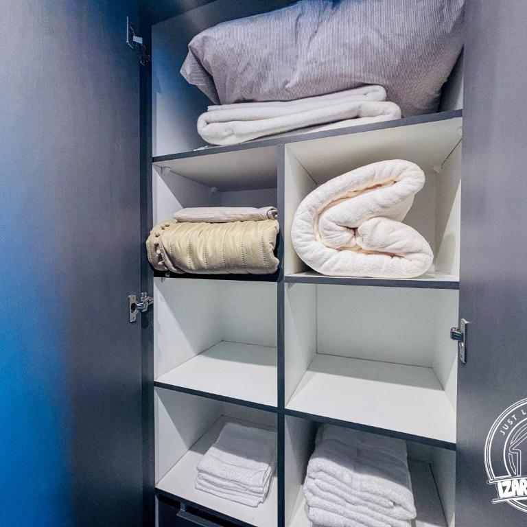 Vistas Andinas Apartamento: A/C, Wifi y Centrico - Apartamento - 22