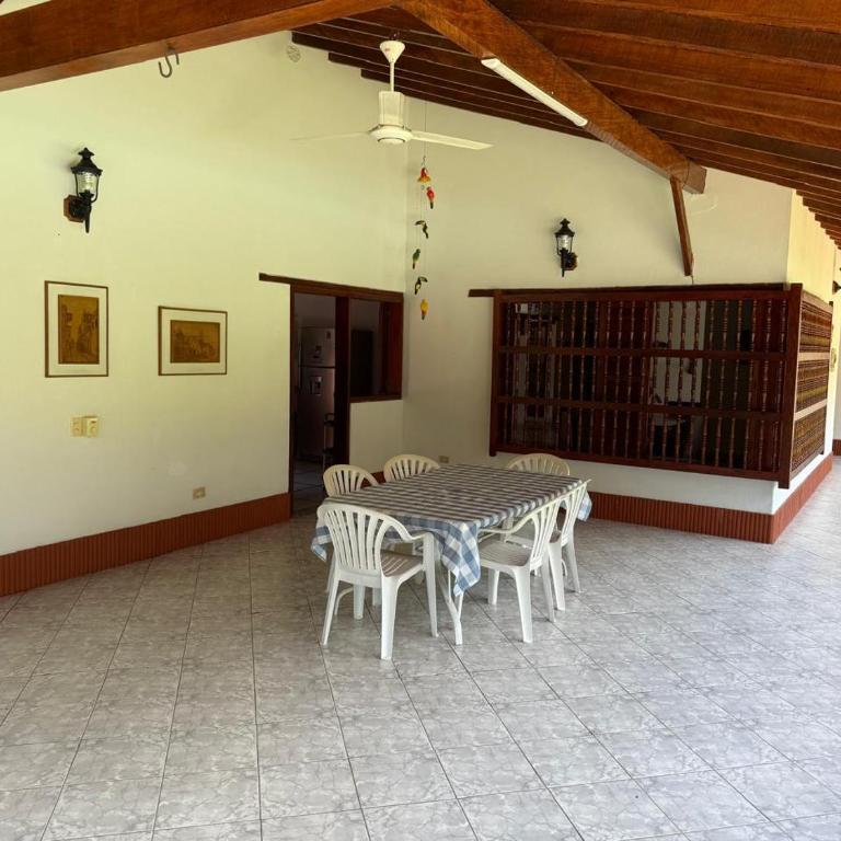 La Coralina - Four-Bedroom Vacation Home - 8
