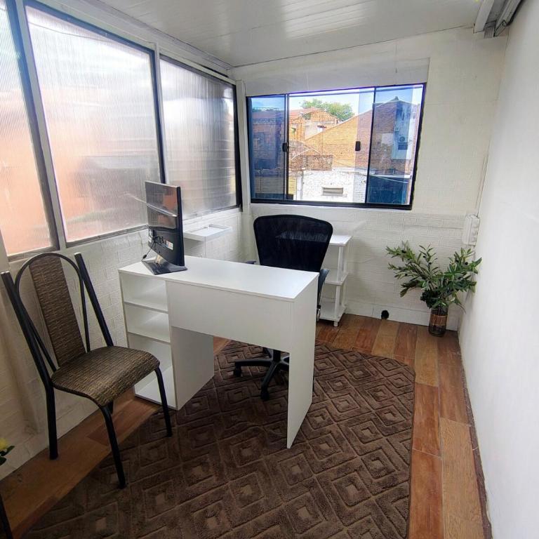 Loft with office, balcony, and grill - Apartamento de 1 dormitorio - 14