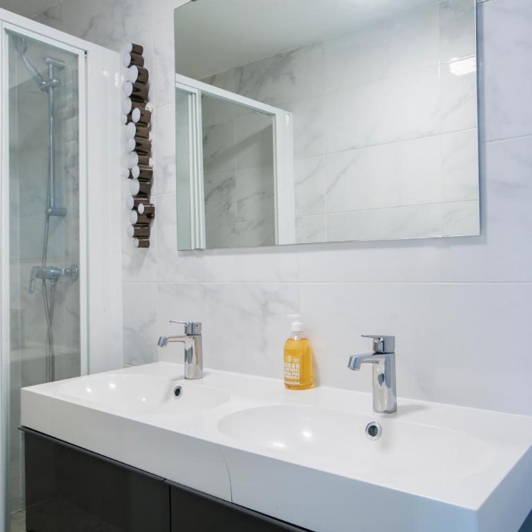 Spacious One Bedroom Apartment near Eiffel Tower - Apartamento de 1 dormitorio - 17