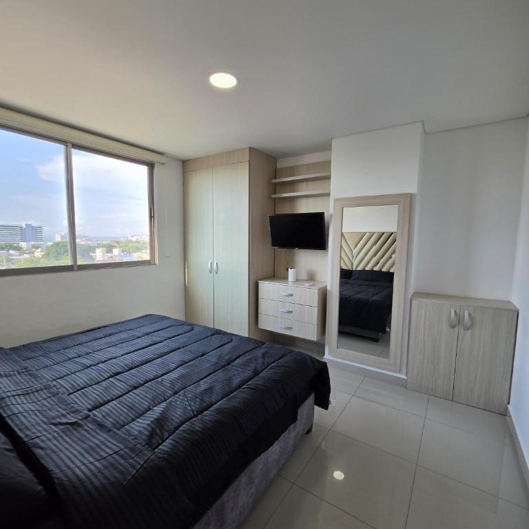 Luxury 3br 2ba Penthouse close to Airport-Beach-Rooftop Pool - Apartment - 15