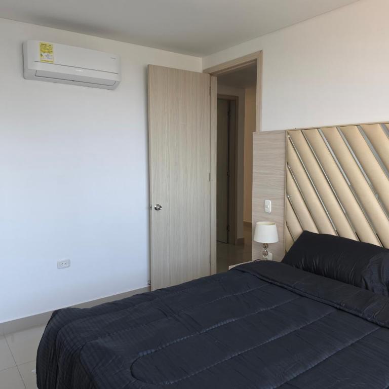 Luxury 3br 2ba Penthouse close to Airport-Beach-Rooftop Pool - Apartment - 17