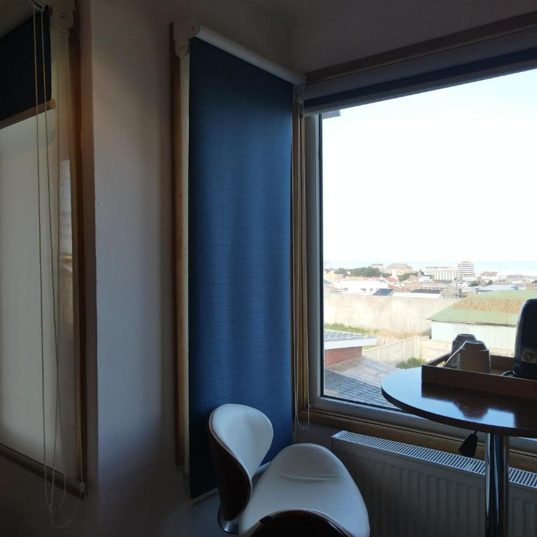 Hostal Fernando de Magalhaes - Deluxe Double Room with Sea View - 10