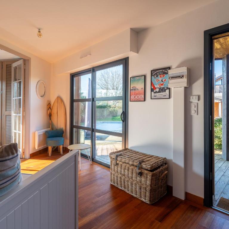 Maison familiale style loft à Biscarrosse - 10 personnes, piscin - FR-1-319-563 - Villa - 14