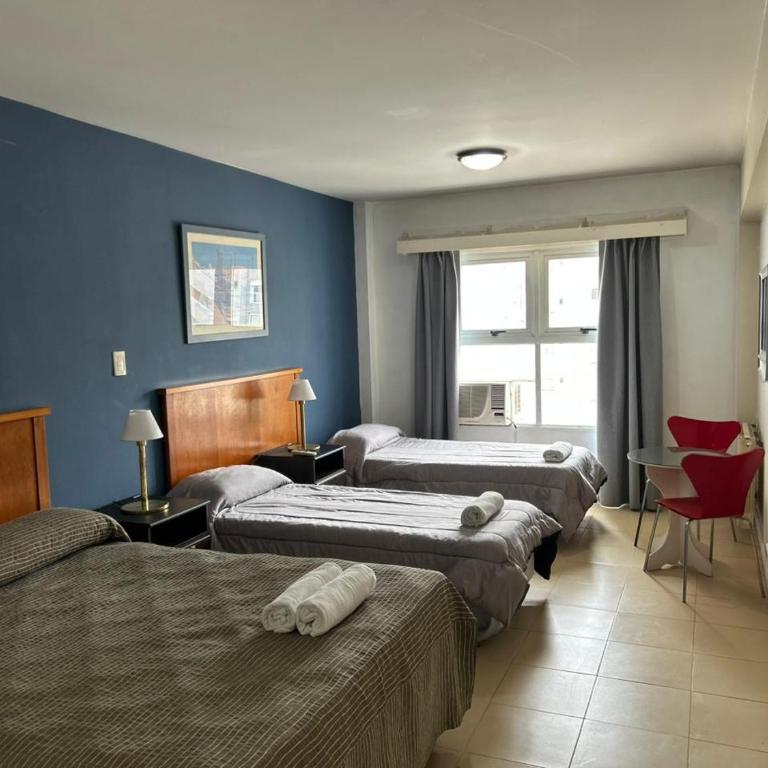Hotel Atlántico Suites - Standard Quadruple Room - 3
