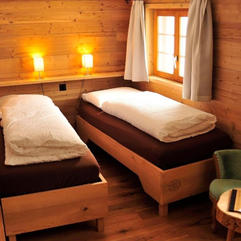 Hotel Chesa Staila - Doppelzimmer mit eigenem Bad - 2