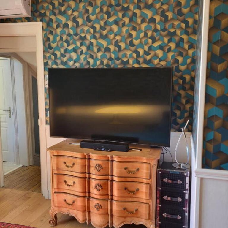 Demeure Belle Epoque - Chambre Double avec Salle de Bains Privative Extérieure - 4