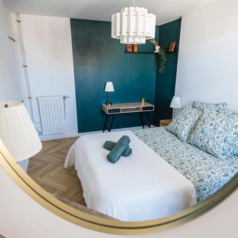 13 Place Royal - Center - Reims Cathedral Historic - Appartement 2 Chambres Deluxe - 16