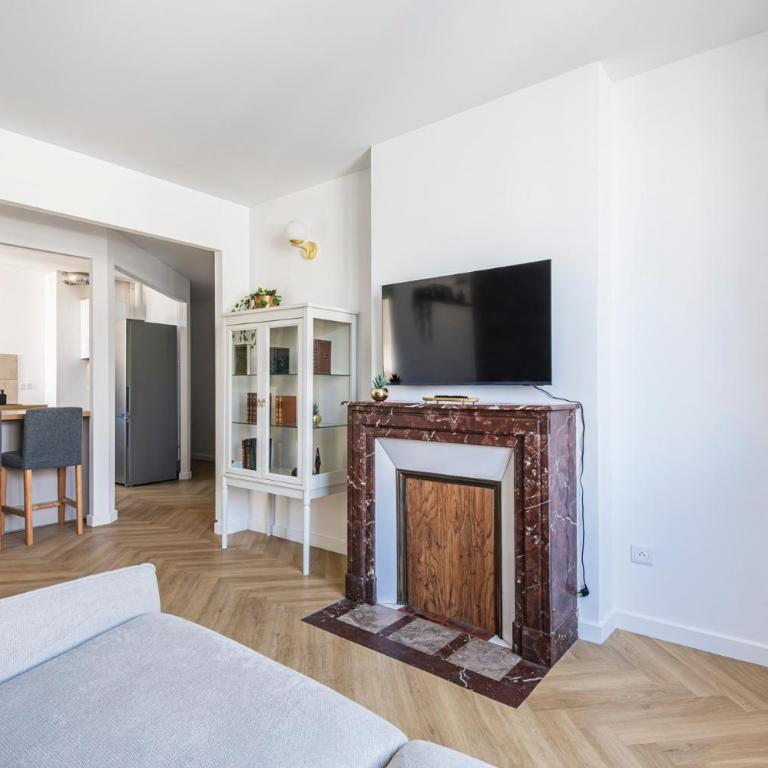 13 Place Royal - Center - Reims Cathedral Historic - Appartement 2 Chambres Deluxe - 5
