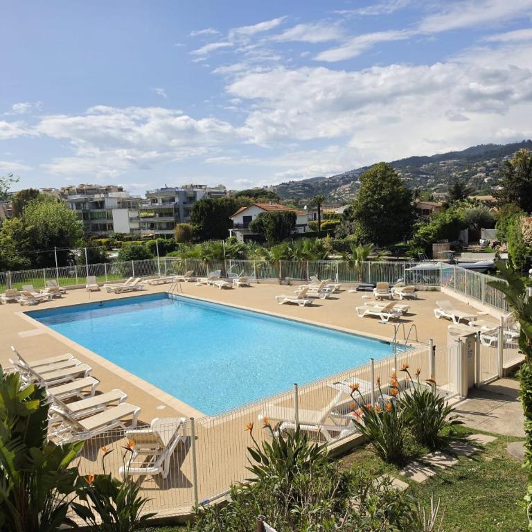 Les Suites de Robinson 15 - Standing Presta - Monolocale Queen - 2