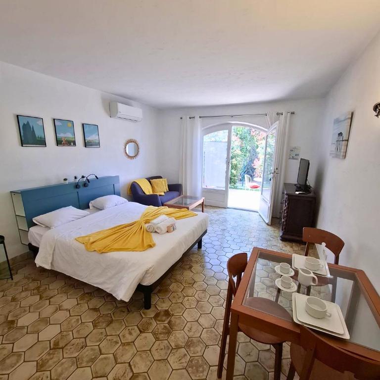 Les Suites de Robinson 15 - Standing Presta - Monolocale Queen - 1