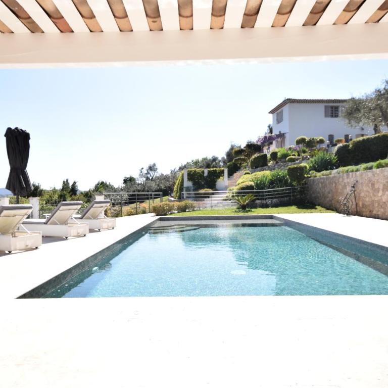 Villa luxe Grasse avec piscine privée 12x5, vue panoramique, proche Cannes - Villa - 1