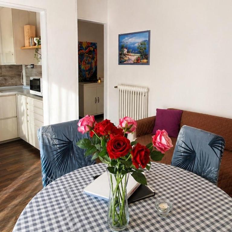 Sweet Verona - Appartamento con 2 Camere da Letto - 1