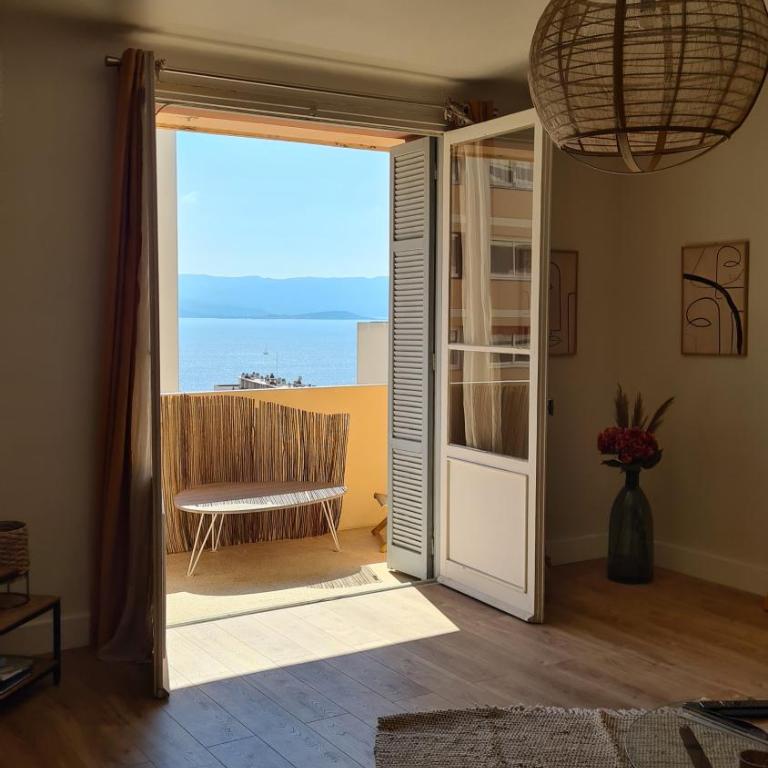 Appartement T3 Centre ville - Apartamento de 2 dormitorios - 3