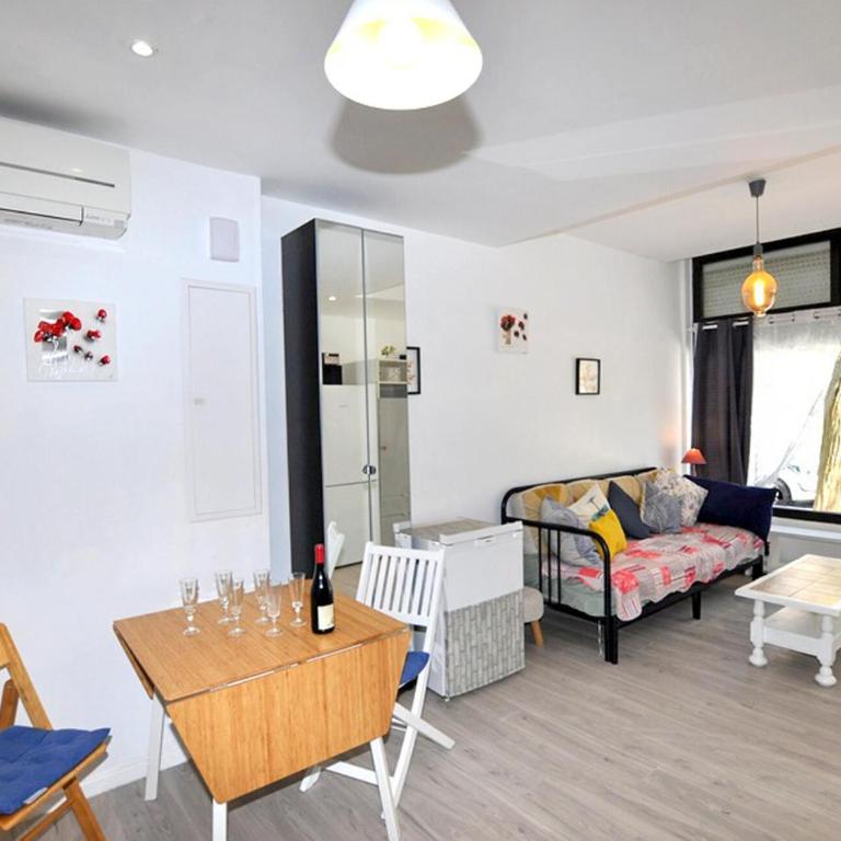 2 Bedroom Lovely Home In Canet-En-Roussillon Pl - Maison 2 Chambres - 5