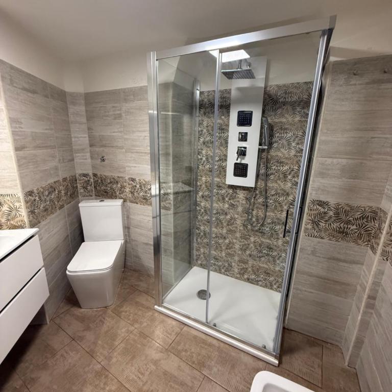 Victorys home - One-Bedroom House - 45