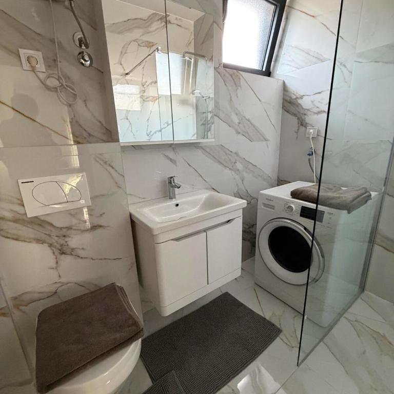 One bedroom apartment with patio and parking - One-Bedroom Apartment - 12
