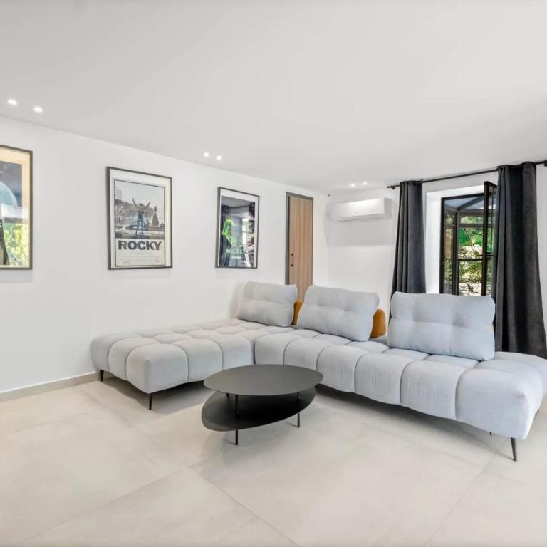 REF 2192 - Contemporary property in Cannes with sea view pool - Villa - 24