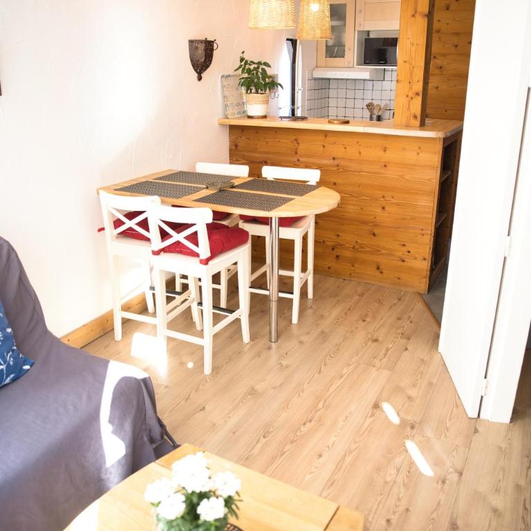 Apartment Courmayeur - Apartment with Mountain View - 11