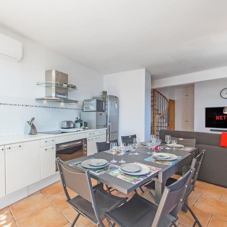 Duplex with ocean view Parking - Maison 2 Chambres - 24