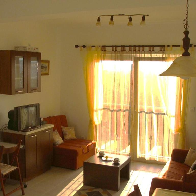 Nusha - One-Bedroom Apartment - 1