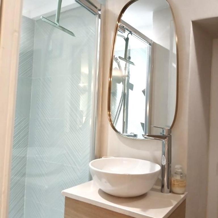 Duplex vue mer 50m de la plage des Sablettes - Appartement 1 Chambre - 5